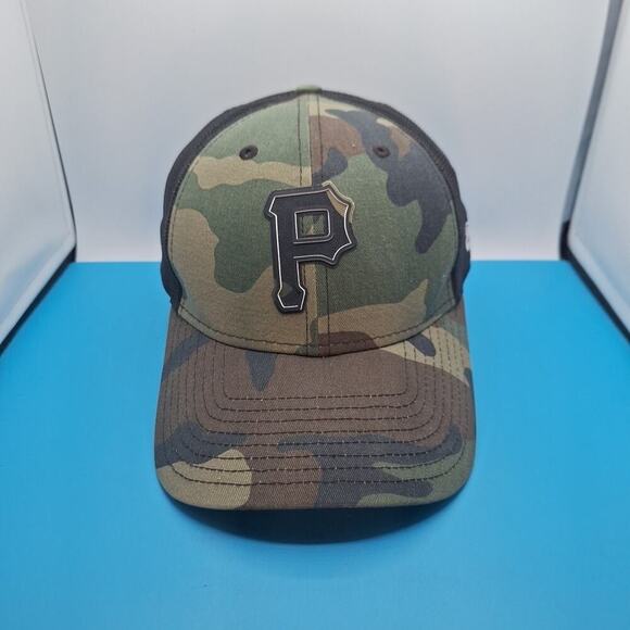 Pittsburgh Pirates New Era 39Thirty Camouflage Meshback Hat Cap Size M/L MLB - Picture 1 of 8